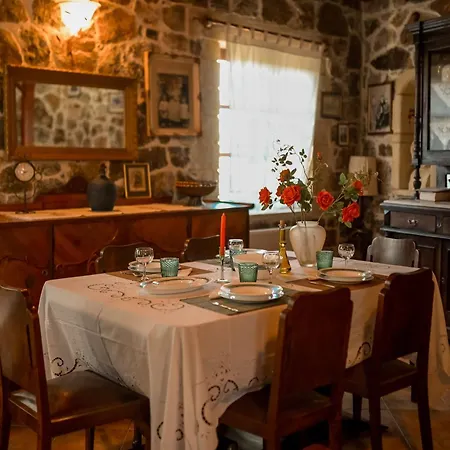 Maria's Serene Countryside Retreat