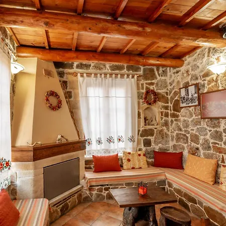 Maria's Serene Countryside Retreat *